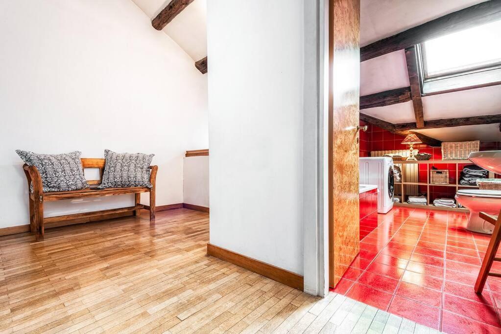 Loft Overlooking The Old Town . Feltre Exteriör bild